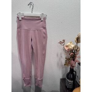 Lululemon Wunder Under Crop 23" Ribbed‎ Pink Leggings Size 2 Yoga Running Pants